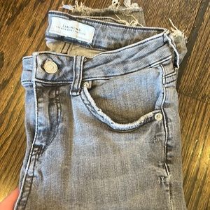 Zara skinny jeans size 4